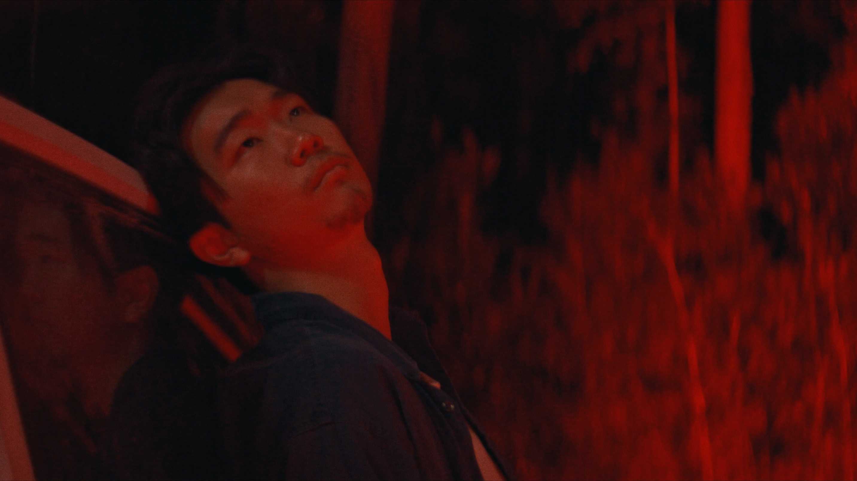 Still (3)_Phinehas Yoon in IT ENDS_Courtesy of NEON
