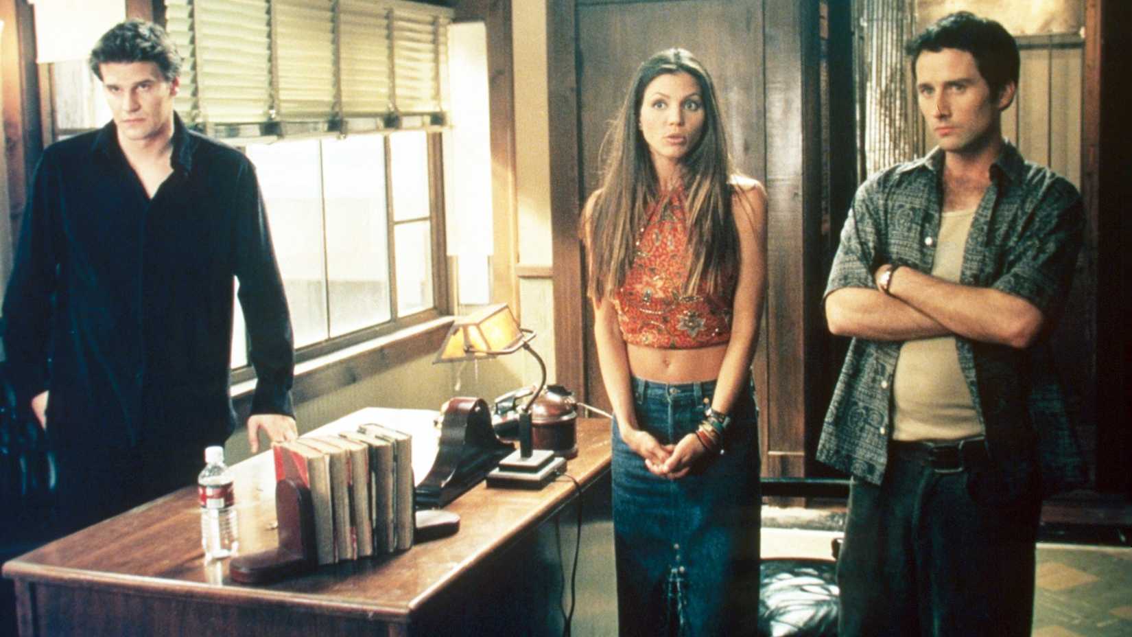 Angel (David Boreanaz), Cordelia (Charisma Carpenter) and Doyle (Glenn Quinn) in Angel