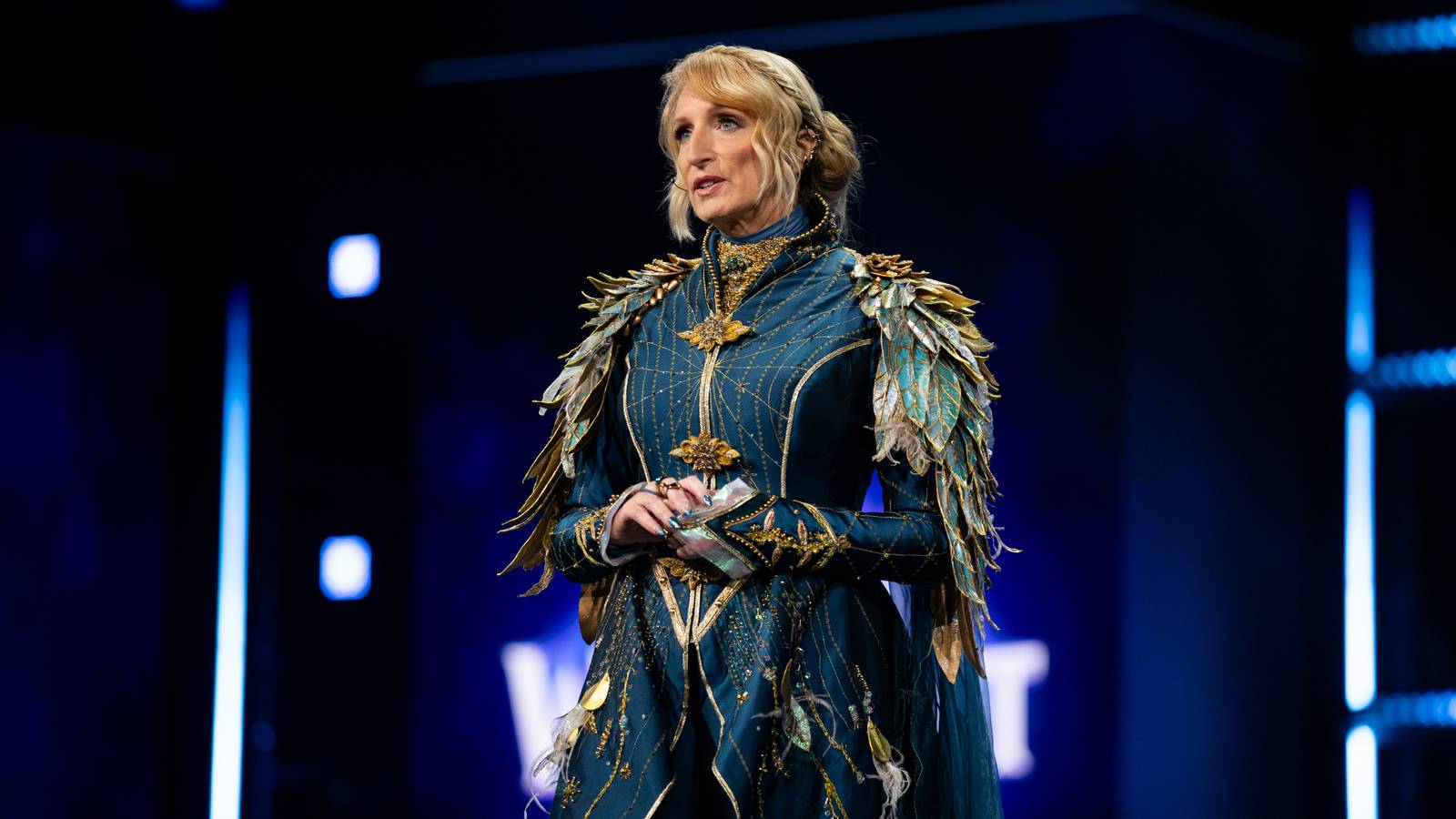 Итоги BlizzCon 2026: анонсы игр и странная атмосфера мероприятия Продюсер WoW Холли Лонгдейл в тематическом костюме на BlizzCon
