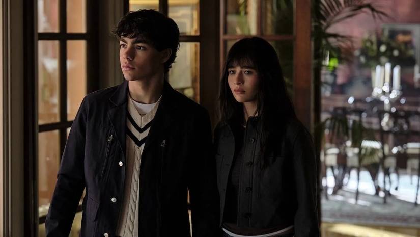 Two teen actors in Coven Academy