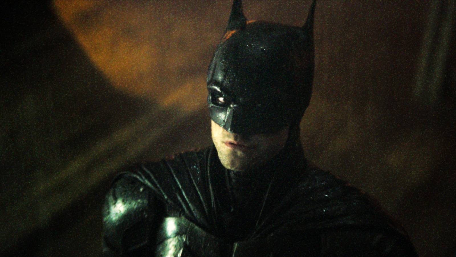 Продюсеры мультфильма Batman: Knightfall рассказали о требованиях Warner Bros. к жестокости Бэтмен в анимационном фильме Batman Knightfall