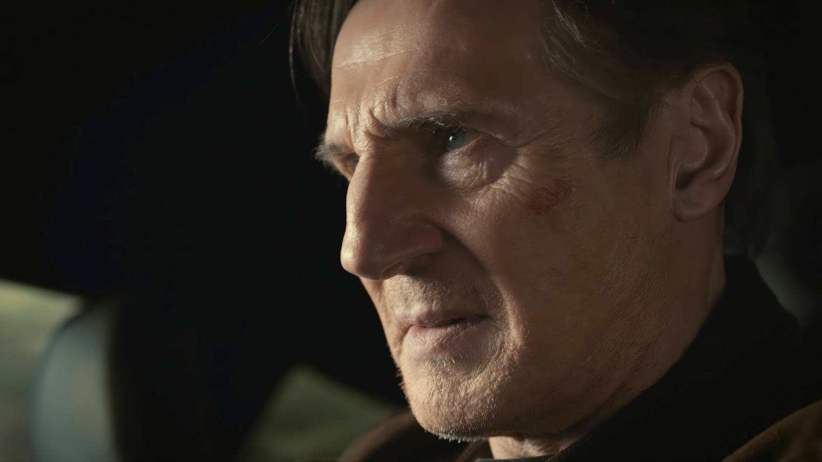 Liam Neeson’s Non-Stop Action Thriller Has One Crazy Twist — It’s Director Liam Neeson’s Non-Stop Action Thriller Has One Crazy Twist — It’s Director