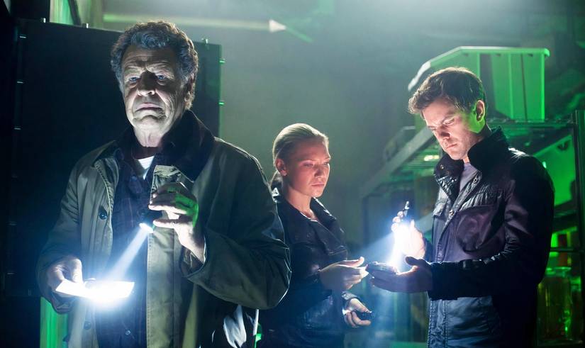 The core trio investigate together in Fringe