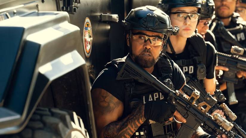 Shemar Moore in SWAT gear in SWAT Exiles