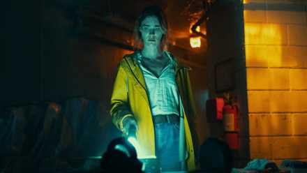 Mackenzie Davis plays Dr. Fonda Howander in the Netflix miniseries 'Below'.
