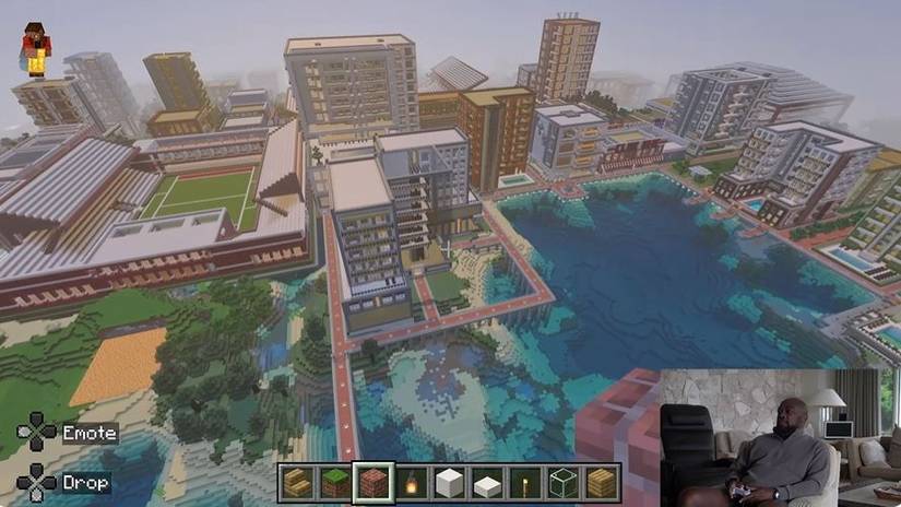 NFL Star Becomes YouTube Legend After Spending 12 Years on One Minecraft City