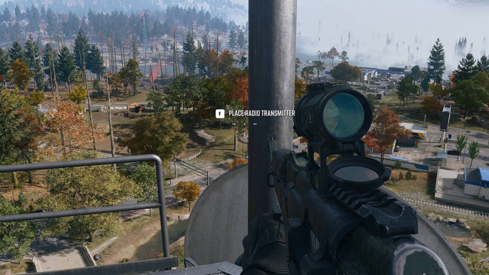 The player in DMZ looking at the prompt to place a radio transmitter.