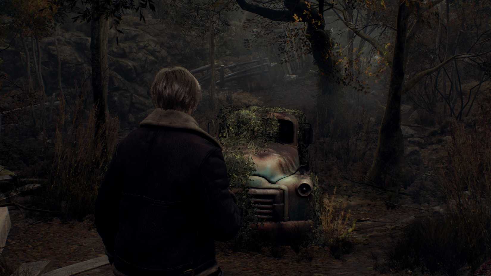 Leon looking at a fuzzy truck in Resident Evil 4