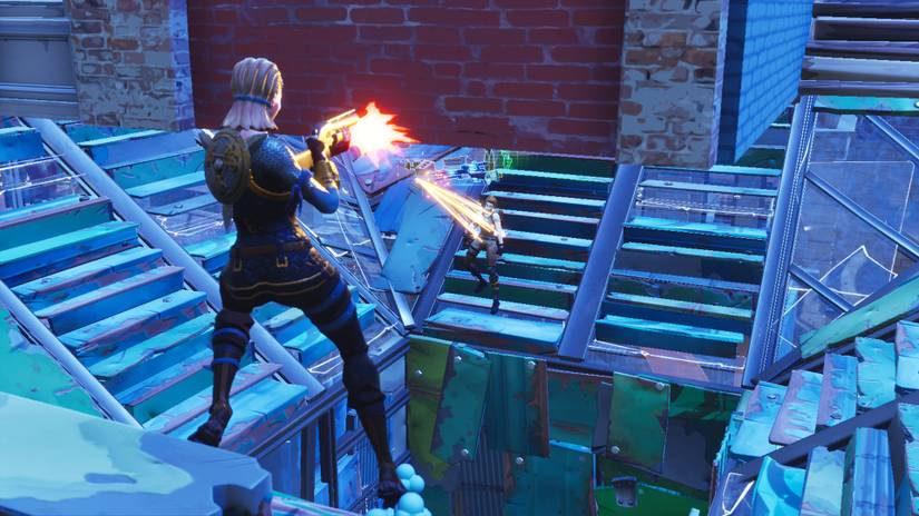 Fortnite Battle Royale - firing from steps