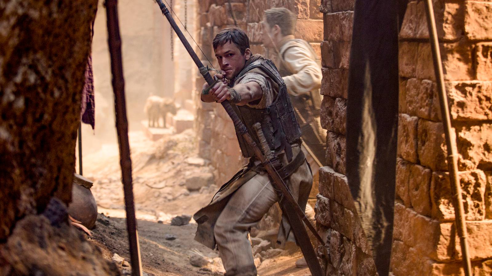 Robin Hood Trailer: Taron Egerton Is Like an Assassin’s Creed Hawkeye