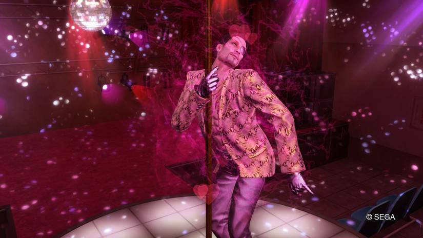 Yakuza Kiwami - Majima Goro straddles a pole