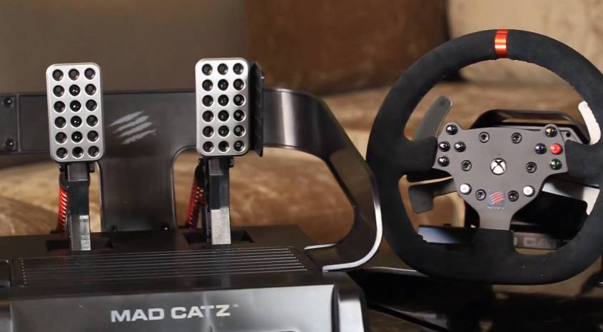 New video examines Xbox One's racing game accessories