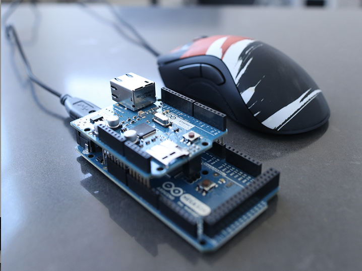 This device could eradicate software-based cheats in competitive gaming