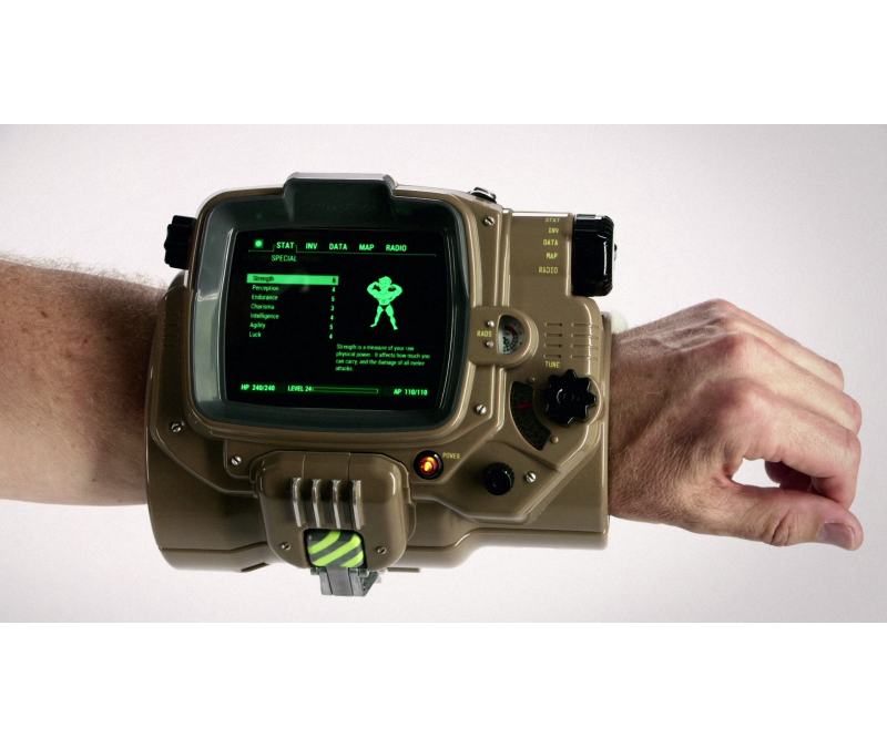 フォールアウト4 ピップボーイ　Pip-Boy Fallout Edition Fallout 4's Pip-Boy Edition is back in stock, get it while it lasts