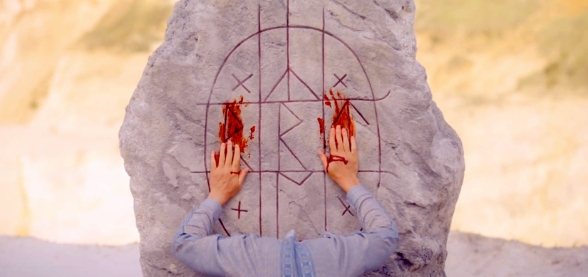 midsommar blood and symbol
