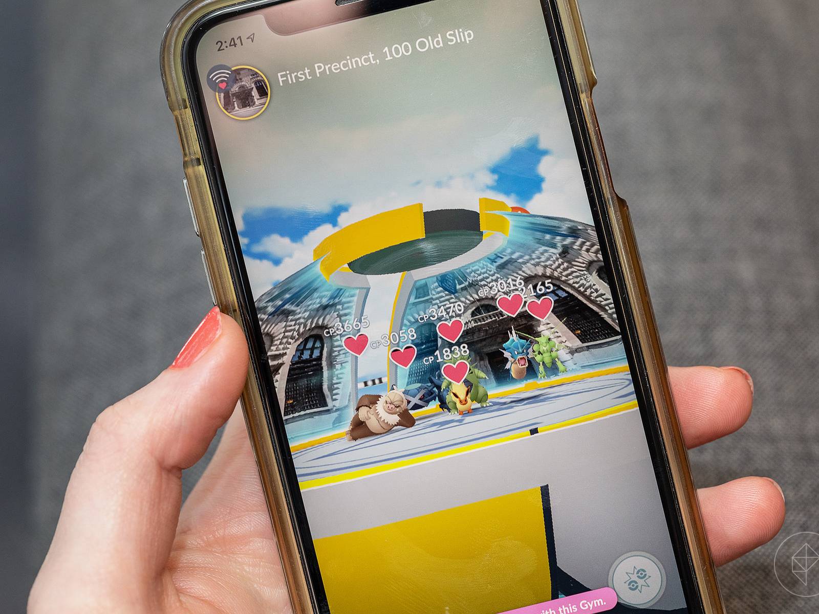 Pokémon Go: How to earn free coins in gyms