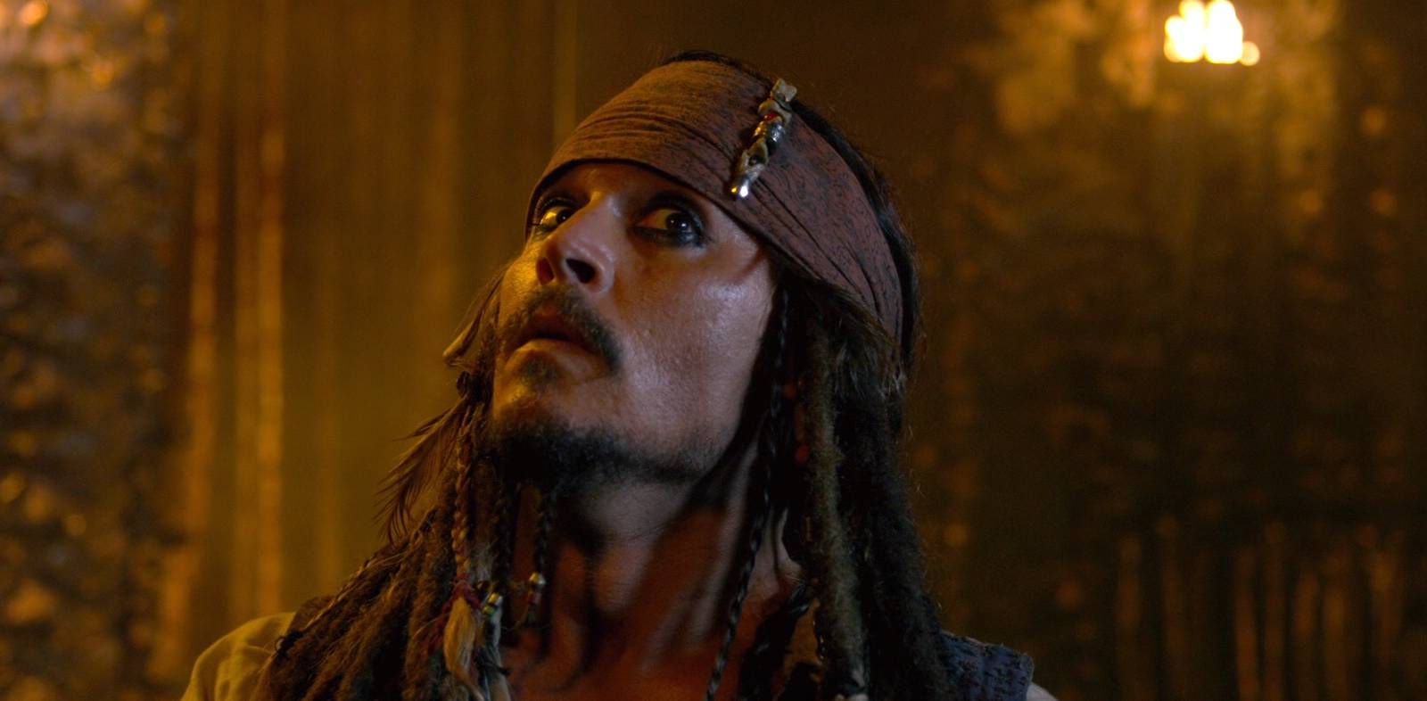 Johnny Depp is in talks to return as Jack Sparrow in 'Pirates of the Caribbean 6'
