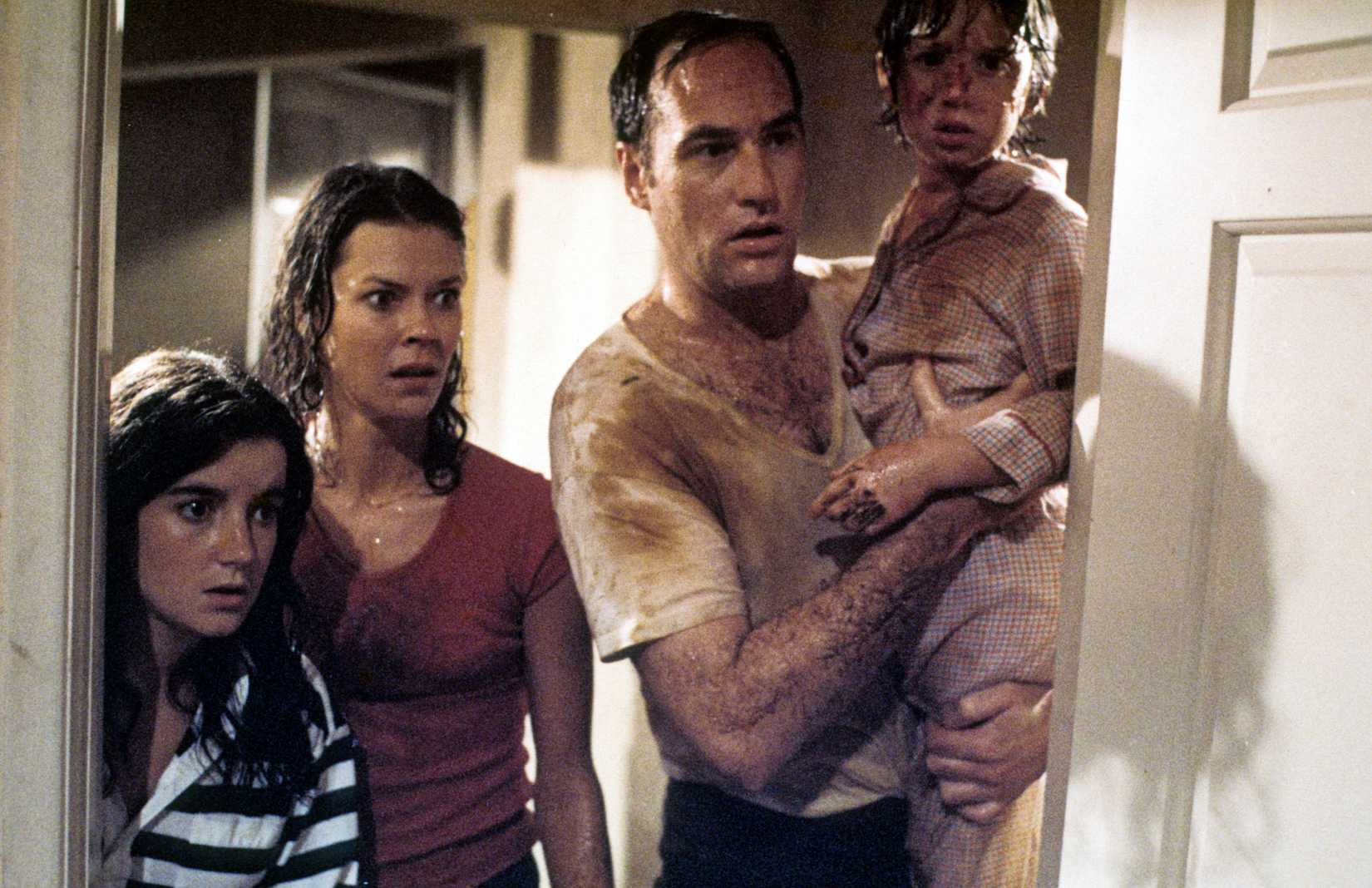 JoBeth Williams And Craig T Nelson In ‘Poltergeist’