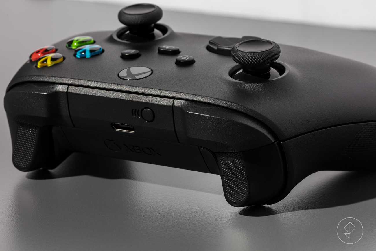 Xbox Series X hardware on a dark background