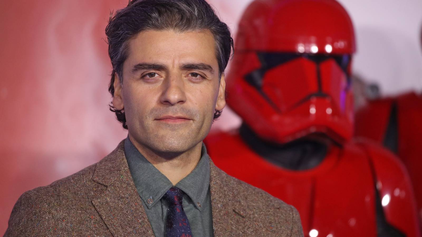 Oscar Isaac’s infamous Star Wars line still haunts him