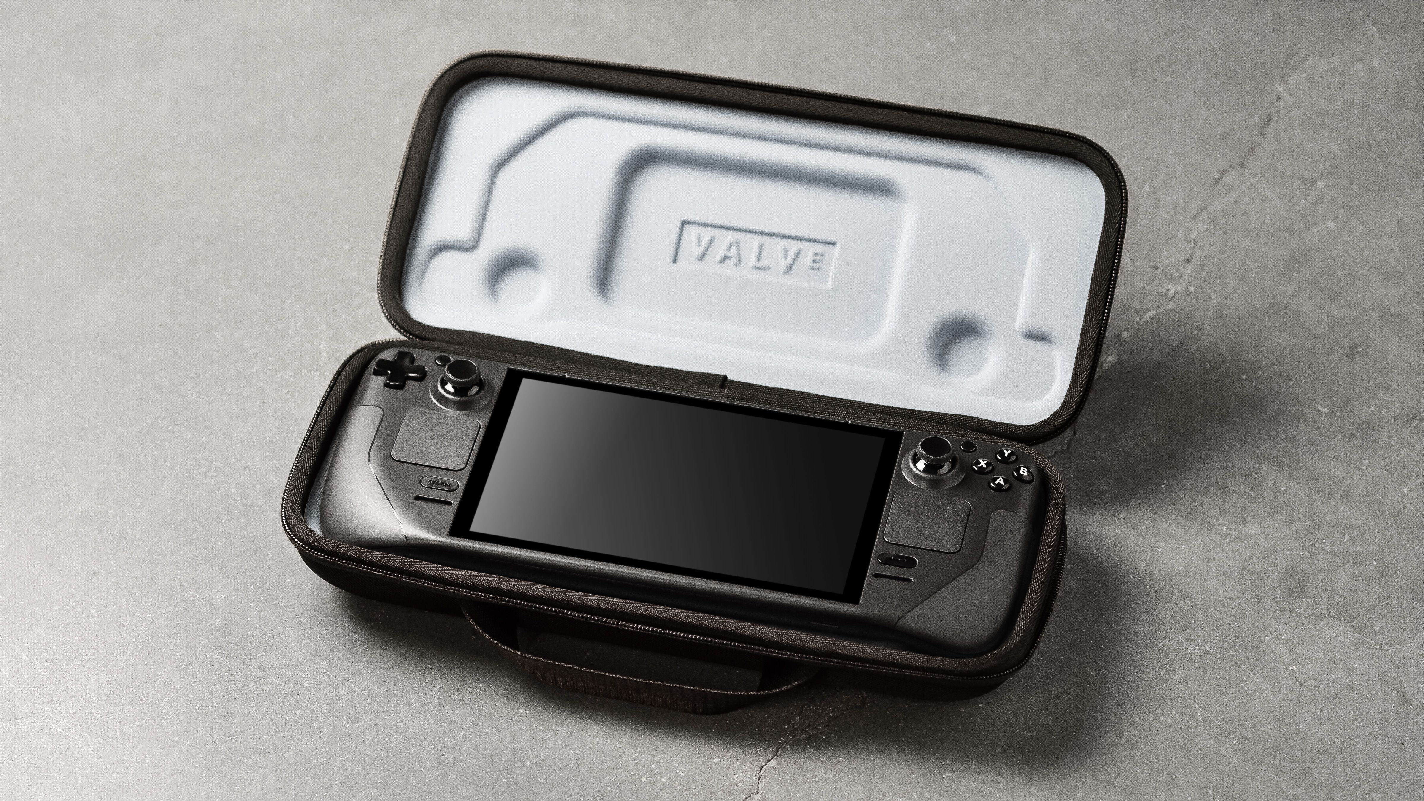 Steam Deck, Valve handheld for PC games, announced for December