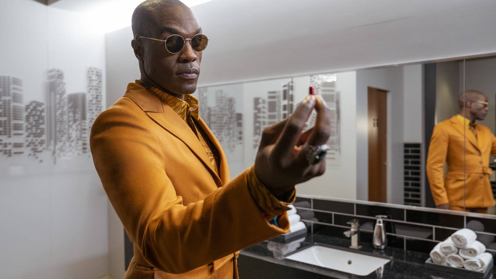 Matrix Resurrections spoilers: Debating theories and weird moments