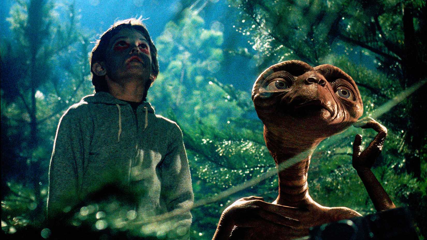 E.T. the Extra-Terrestrial Returns to the Top of Streaming Charts on Apple TV