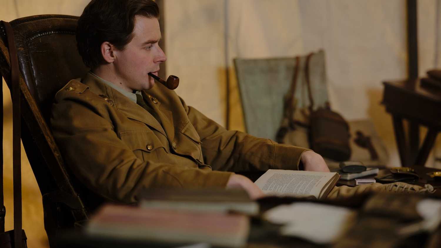 Jack Lowden smokes a pipe as Siegfried Sassoon in Benediction.