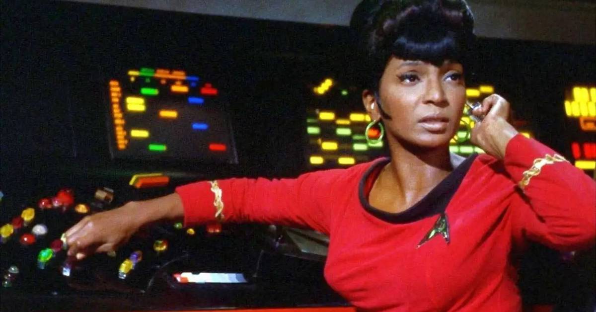 Star Trek's Lt. Uhura, Nichelle Nichols, dies at 89