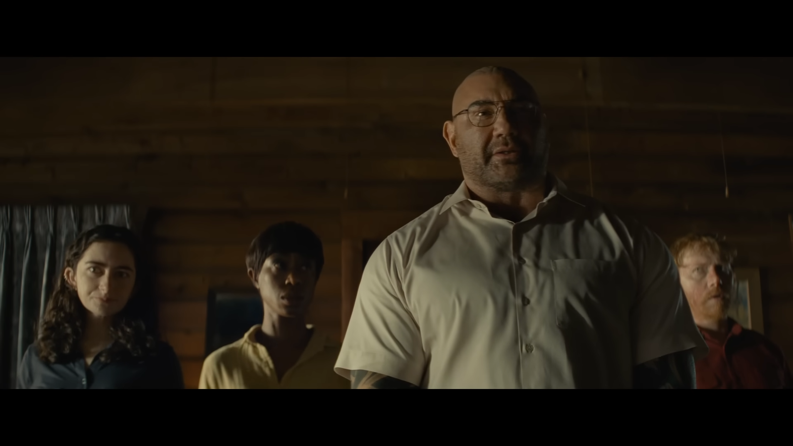 Knock at the Cabin trailer: M. Night Shyamalan brings on the apocalypse