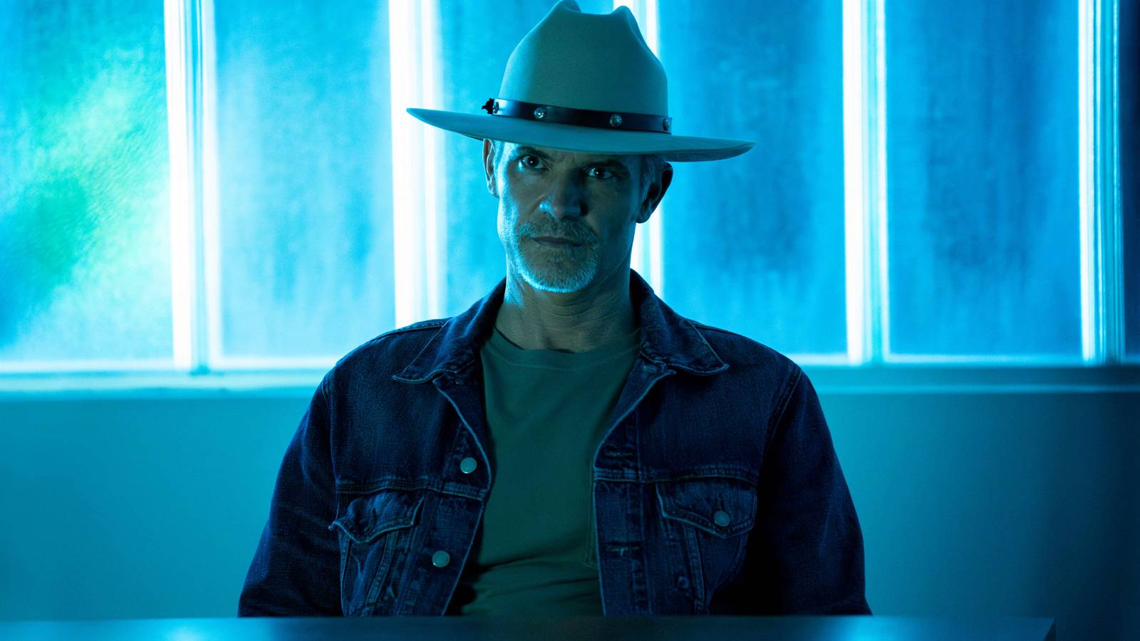 justified phone wallpaper