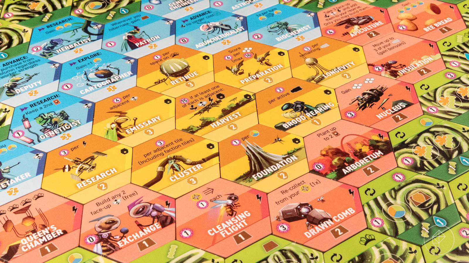 Apiary review: New strategy board game obscures its biggest asset