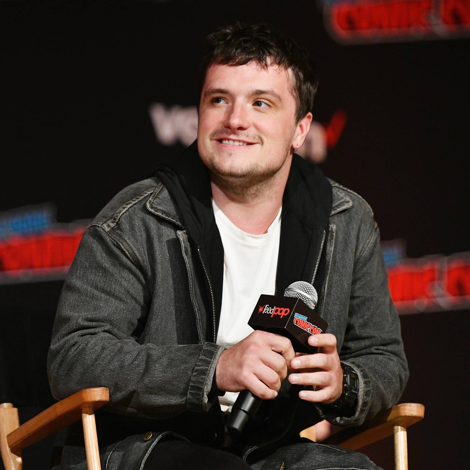 Josh Hutcherson Meme Gearr