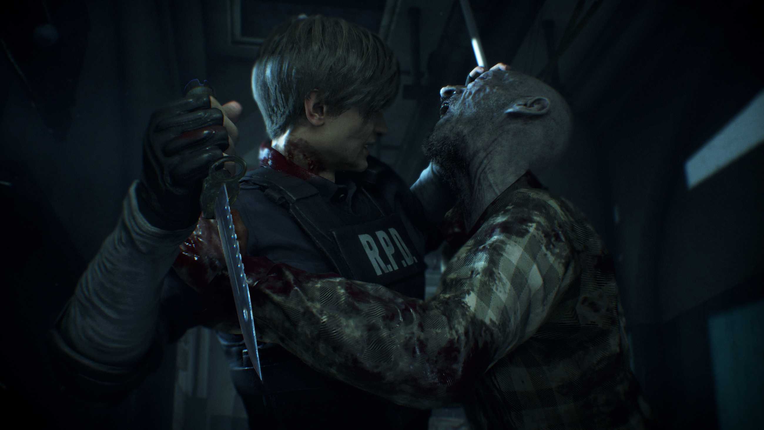 Leon Kennedy readies to stab a zombie that has grabbed him in a screenshot from Resident Evil 2 (remake)