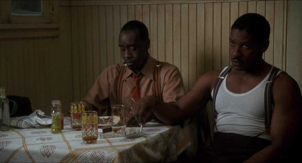 One of Denzel Washington's best steamy thrillers is leaving Netflix