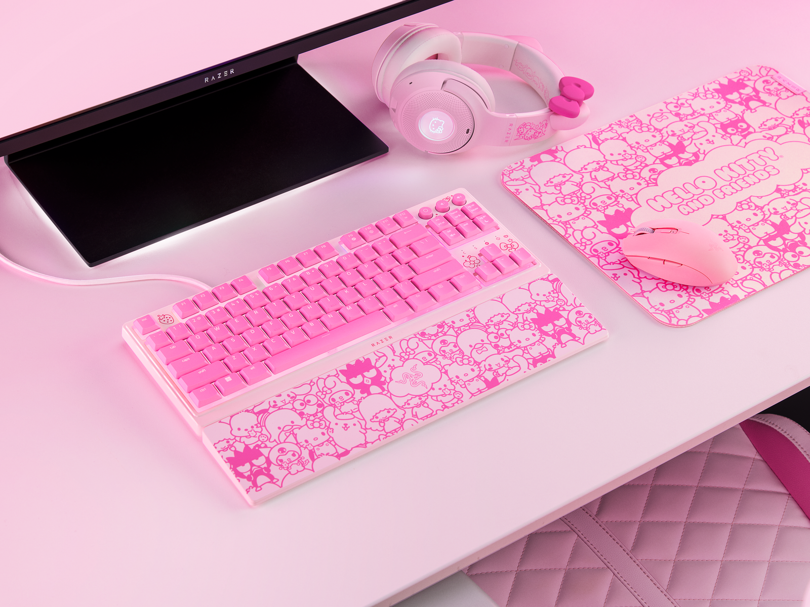 Razer x HelloKitty 50th 周年限定マウスキーボードセット s-l400.jpg