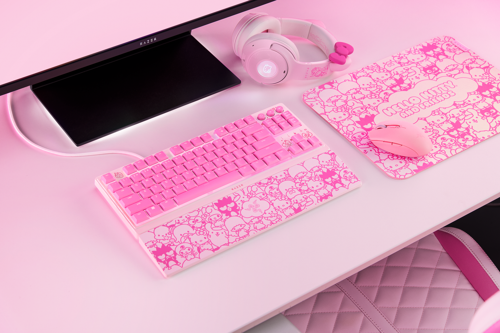 Razer x HelloKitty 50th 周年限定マウスキーボードセット Razer Sanrio HelloKitty 50th Anniversary Limited Edition