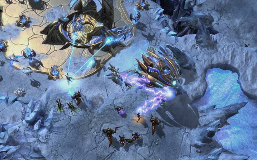 Hands-on with StarCraft 2: Heart of the Swarm's evolved Zerg single ...