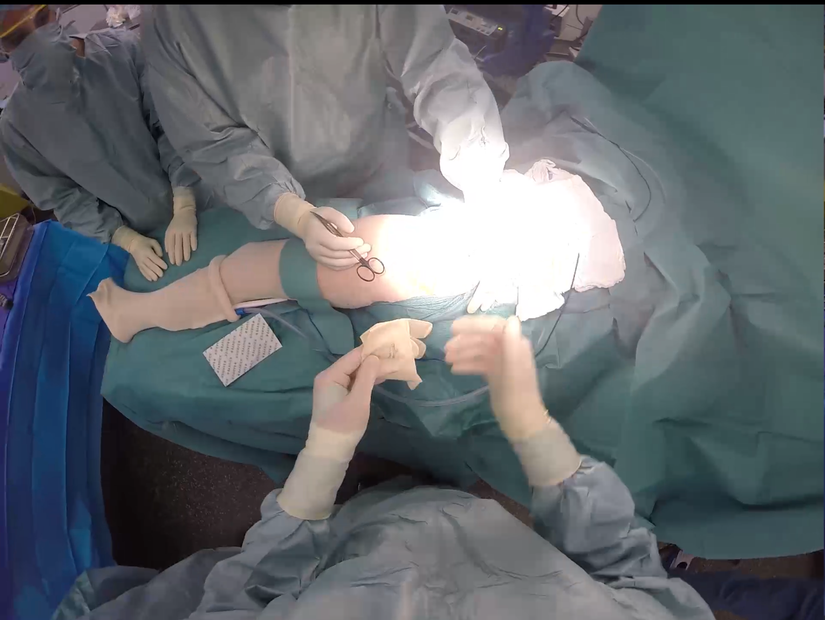 Watch the first Oculus Rift operation meant to change the way surgeons ...