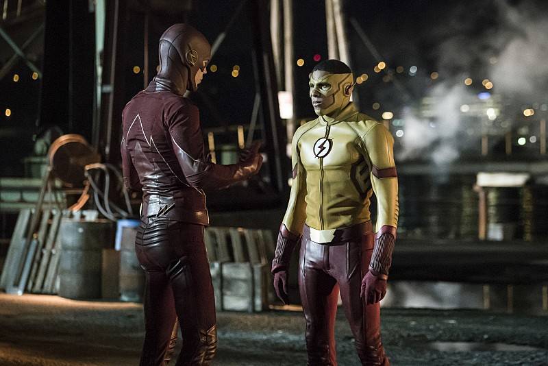 The Flash’s third season premiere ropes in Flashpoint — and does away ...