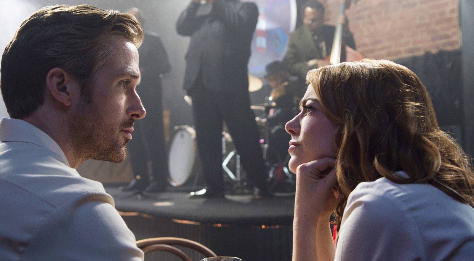 La La Land ties Titanic for most Oscar nominations, coming in at 14
