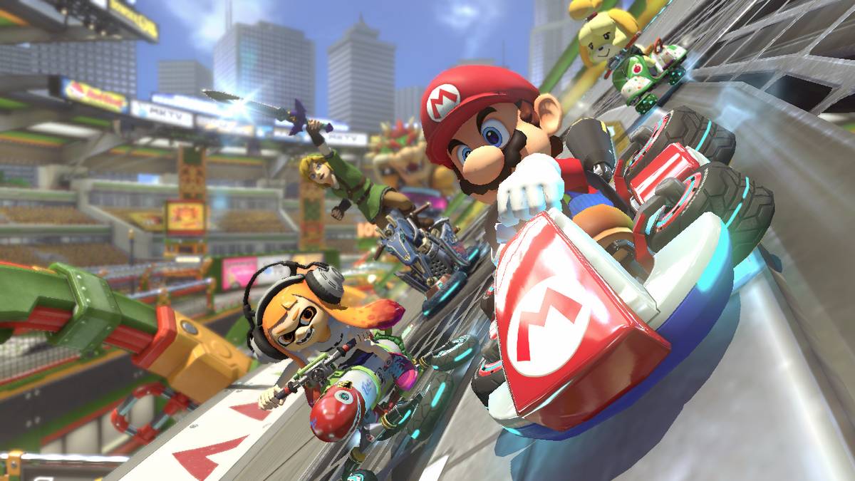 Mario Kart 8 Refuses to Let the Switch 2 Rule Nintendo