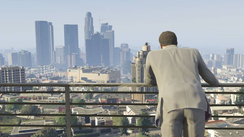 A man looks out over the city in GTA 5