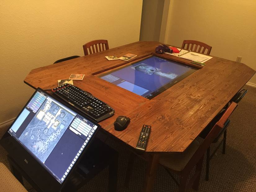 D&D group builds custom digital tabletop with 4K touchscreen