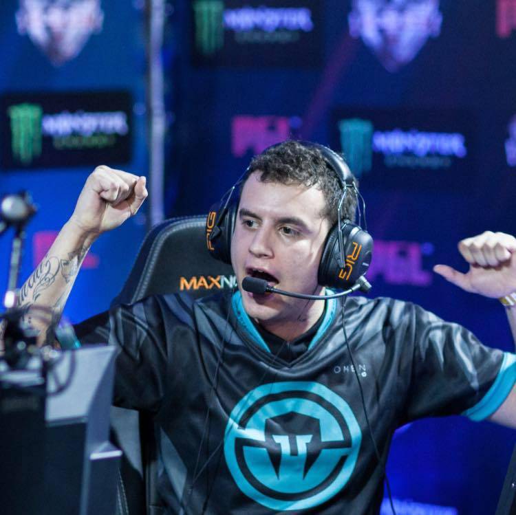 CS:GO team shaken up after player sends death threat