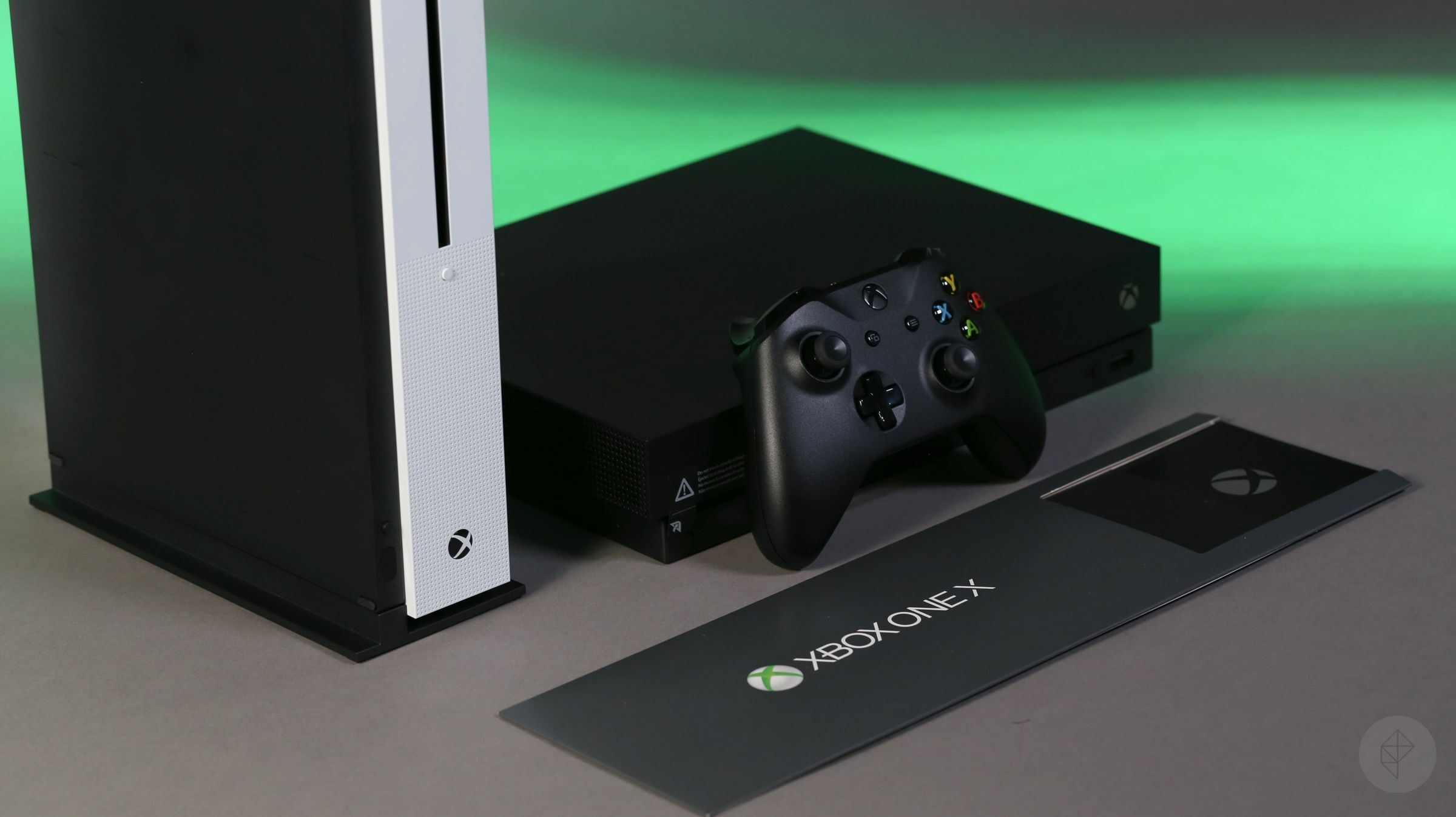 Xbox - Xbox One X本体 ブラック XBox One X ゲーム機本体 新品 33,784円 中古 19,800円 | ネット