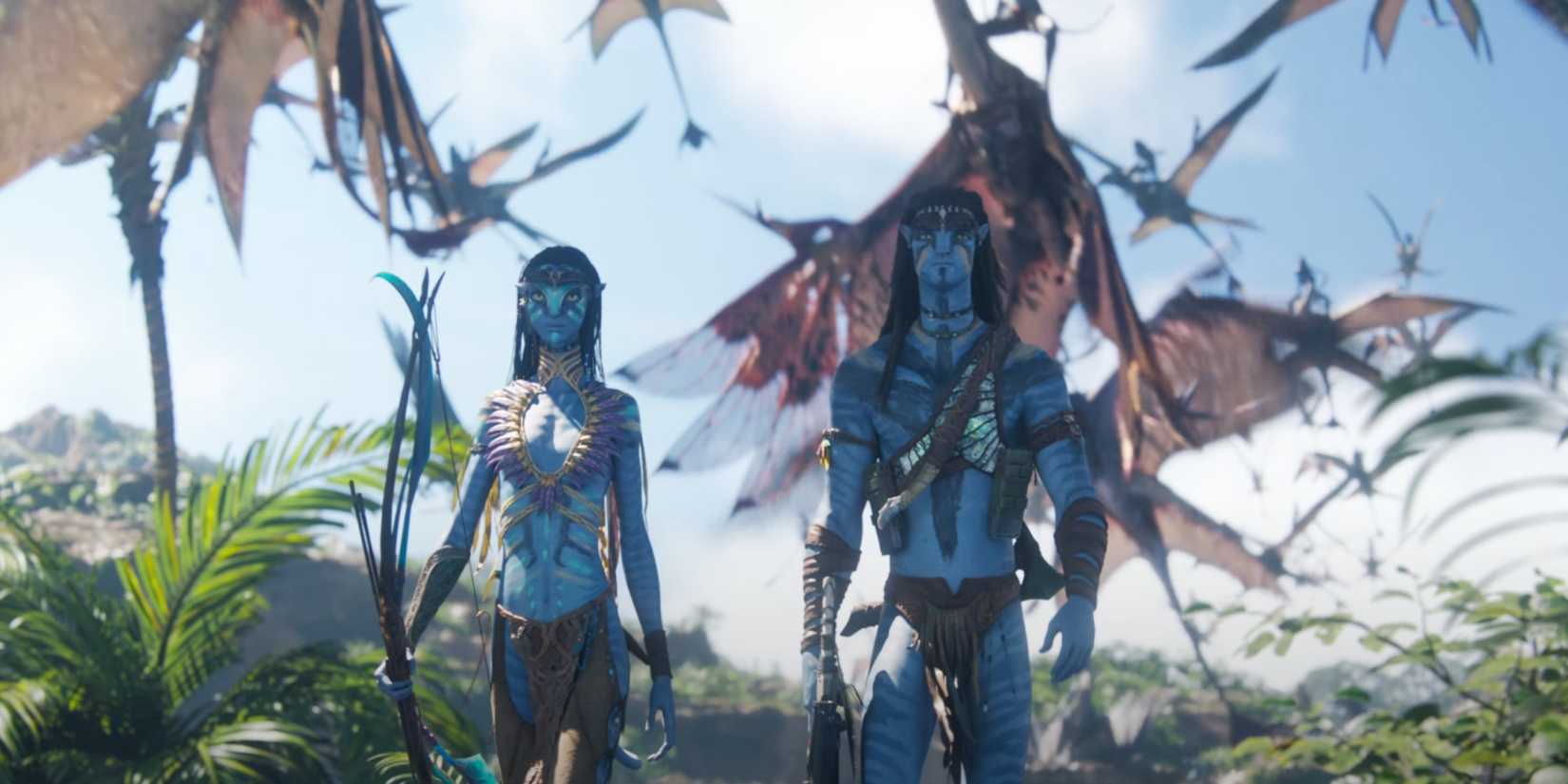 neytiri-and-jake-walking-forward-in-the-avatar-fire-and-ash-trailer.jpg