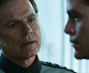 star-trek-into-darkness-admiral-pike-captain-kirk.jpg